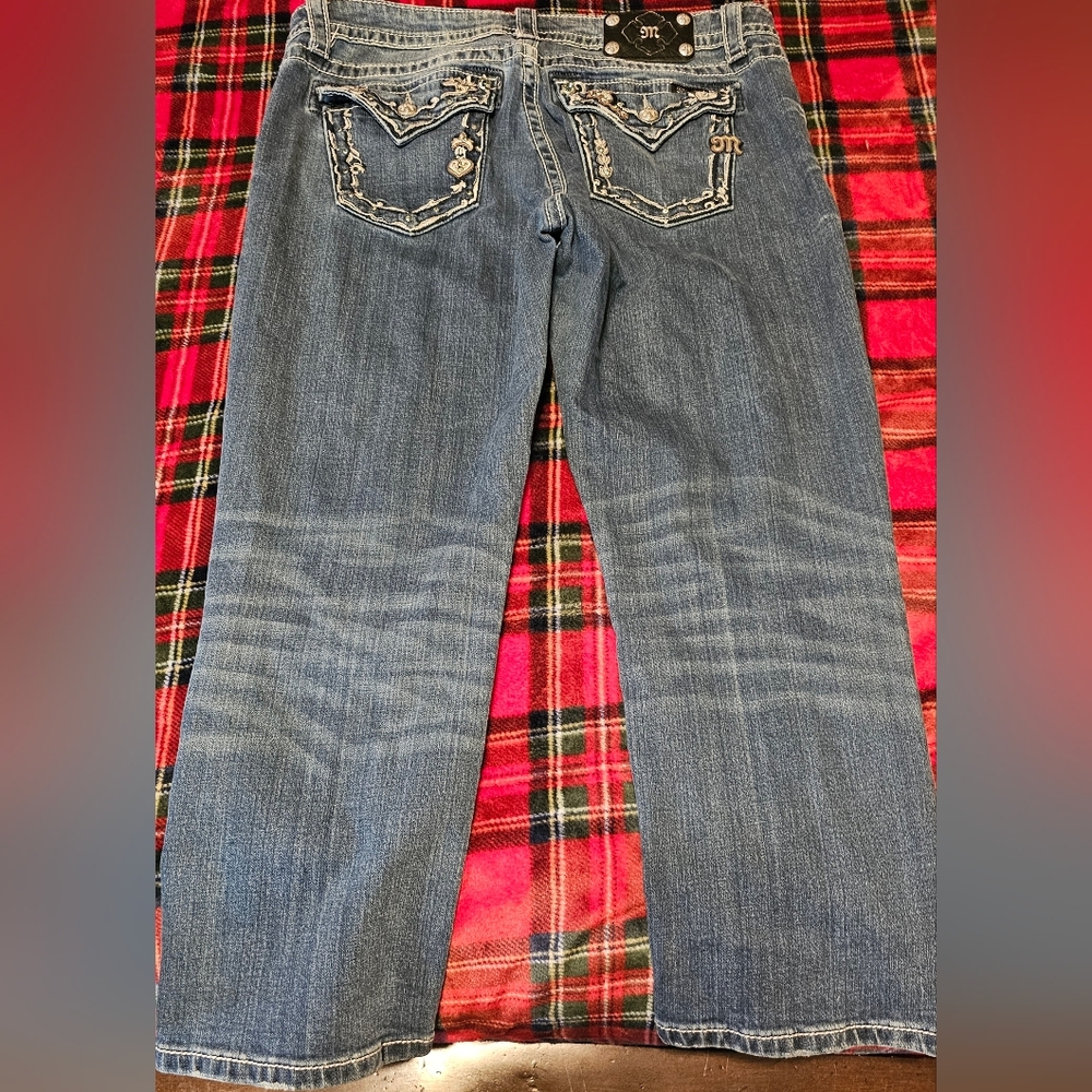 Miss Me Blue Boyfriend Calri Jeans 31 with Embellished Pockets